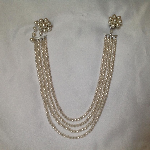 **SOLD**.Host Pick! 15% Discount Vintage Faux Pearl Jewelry Necklace Earring Set - Picture 6 of 6